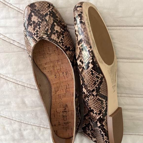 Korks Padilla Leather Flats - Picture 5 of 5